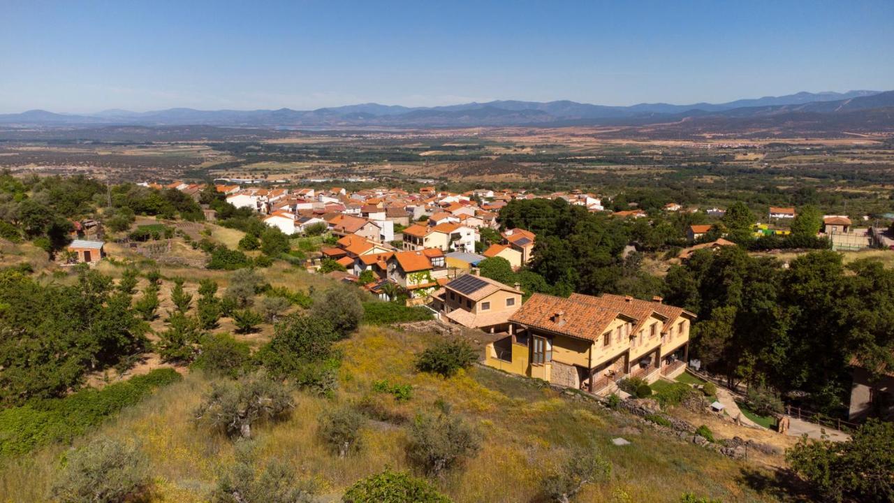 Casas Rurales Acebuche, Descubre el Otoño Mágico en el Valle de Ambroz Casas del Monte Exterior foto